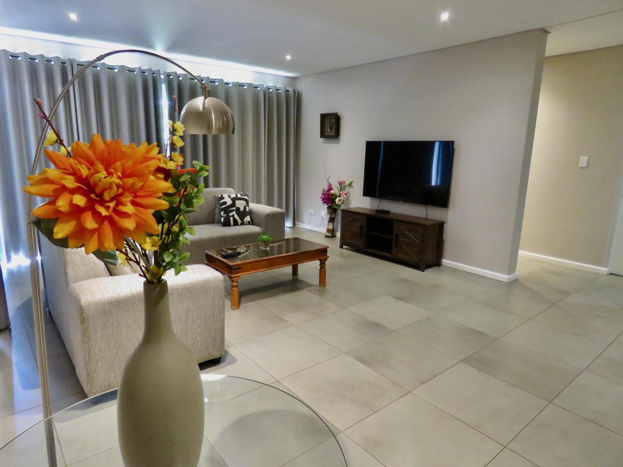 The Executive - Exclusive Self-Catering Apartments - Ezulwini Bagian luar foto