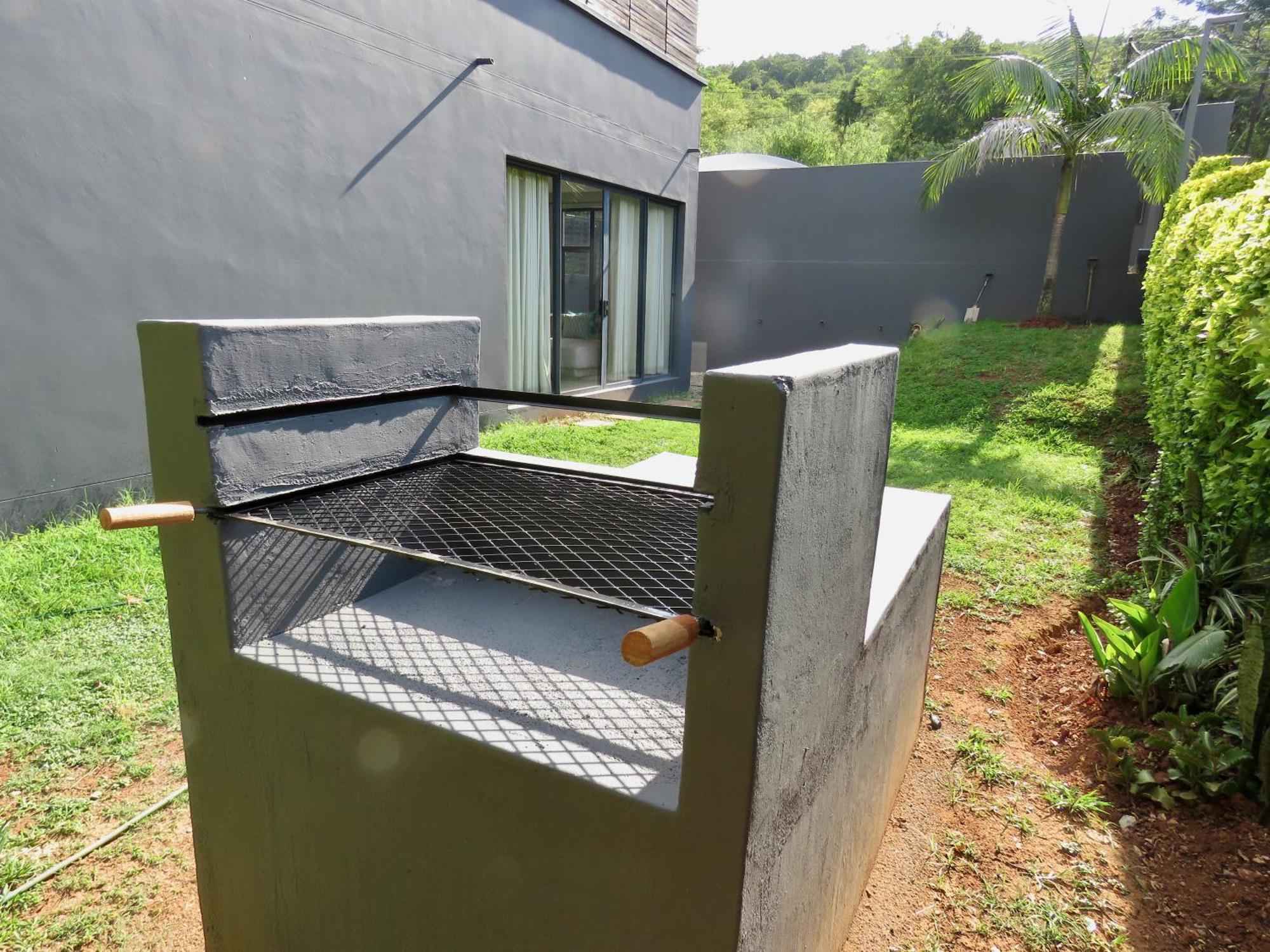 The Executive - Exclusive Self-Catering Apartments - Ezulwini Bagian luar foto